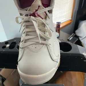 Jordan maroon 6 2015 release